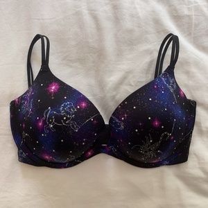Victoria's Secret Very Sexy Push-Up Bra
